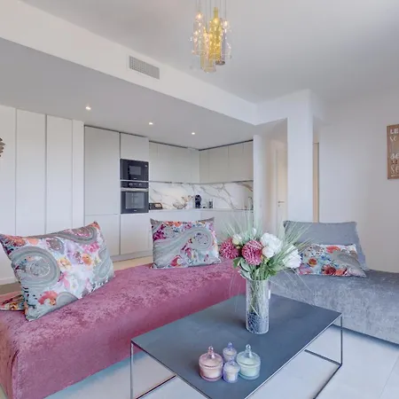Divino Luxe *